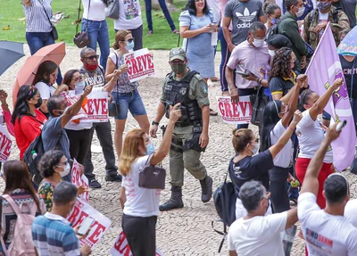 Manifestação na Alepi