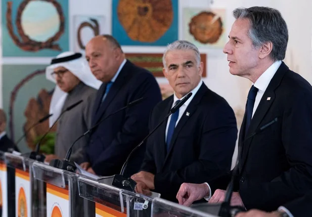 Ministros das Relações Exteriores de Israel, Estados Unidos e quatro governos árabes