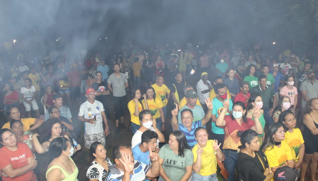 Multidão no evento de Aurideia Santos em Murici dos Portelas