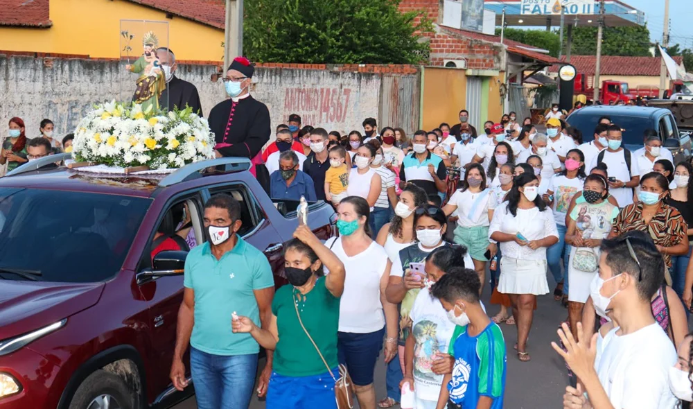 Na abertura do festejo contou com a peregrinação e carreata até a Igreja Matriz