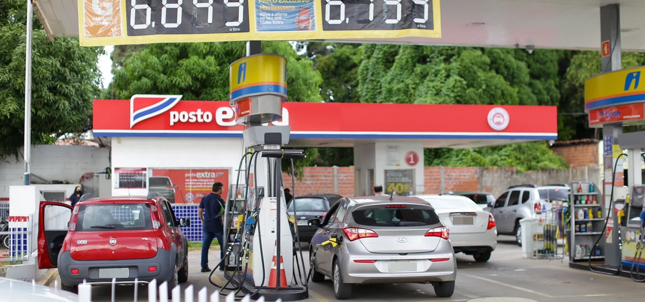 Na zona leste é possível encontrar gasolina a R$ 6,84