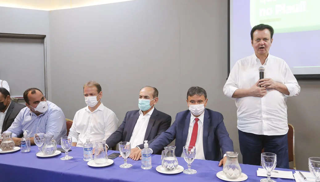 O evento contou com Wellington Dias e Kassab