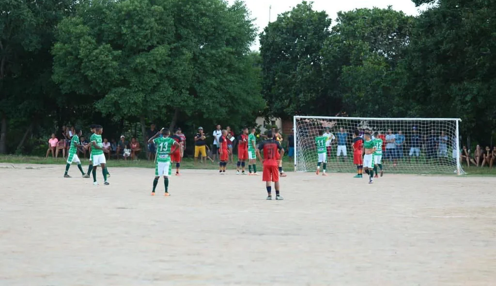 O valor foi utilizado para a melhoria da infraestrutura do campo de futebol