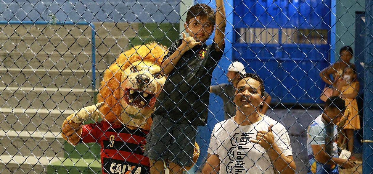 Pai e filho no Lindoldo Monteiro