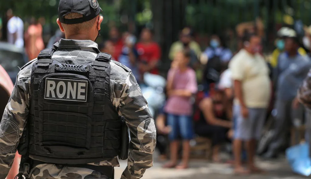 Policiais do BPRONE foram acionados para conter os ânimos
