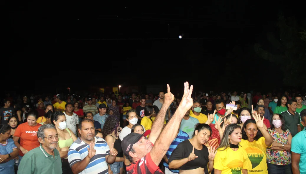 População no evento de Aurideia Santos em Murici dos Portelas