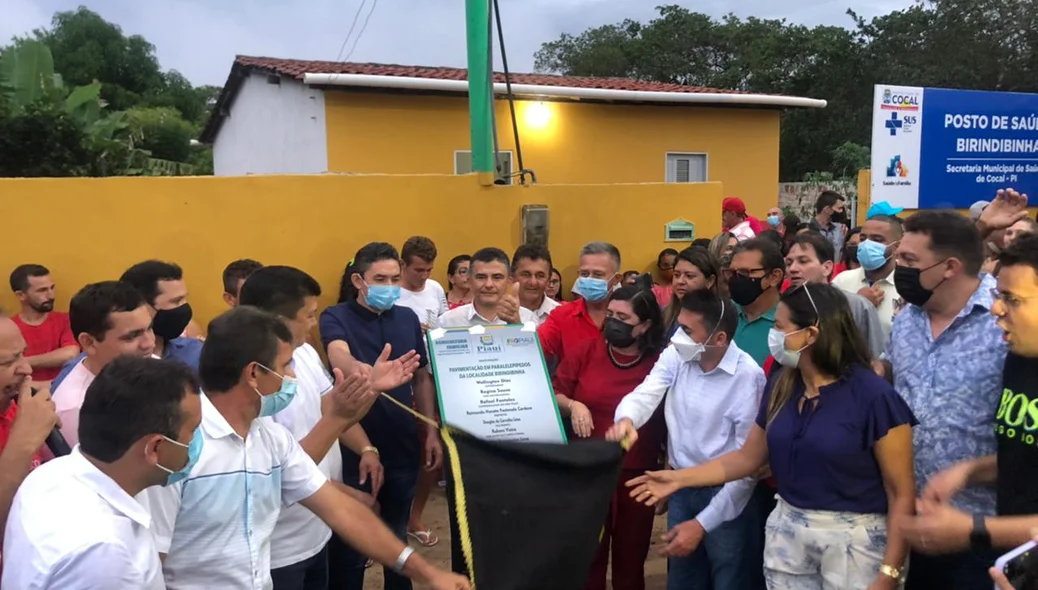 Prefeito entrega obras em Cocal