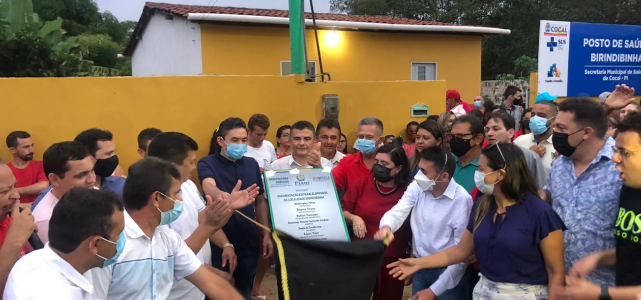 Prefeito entrega obras em Cocal