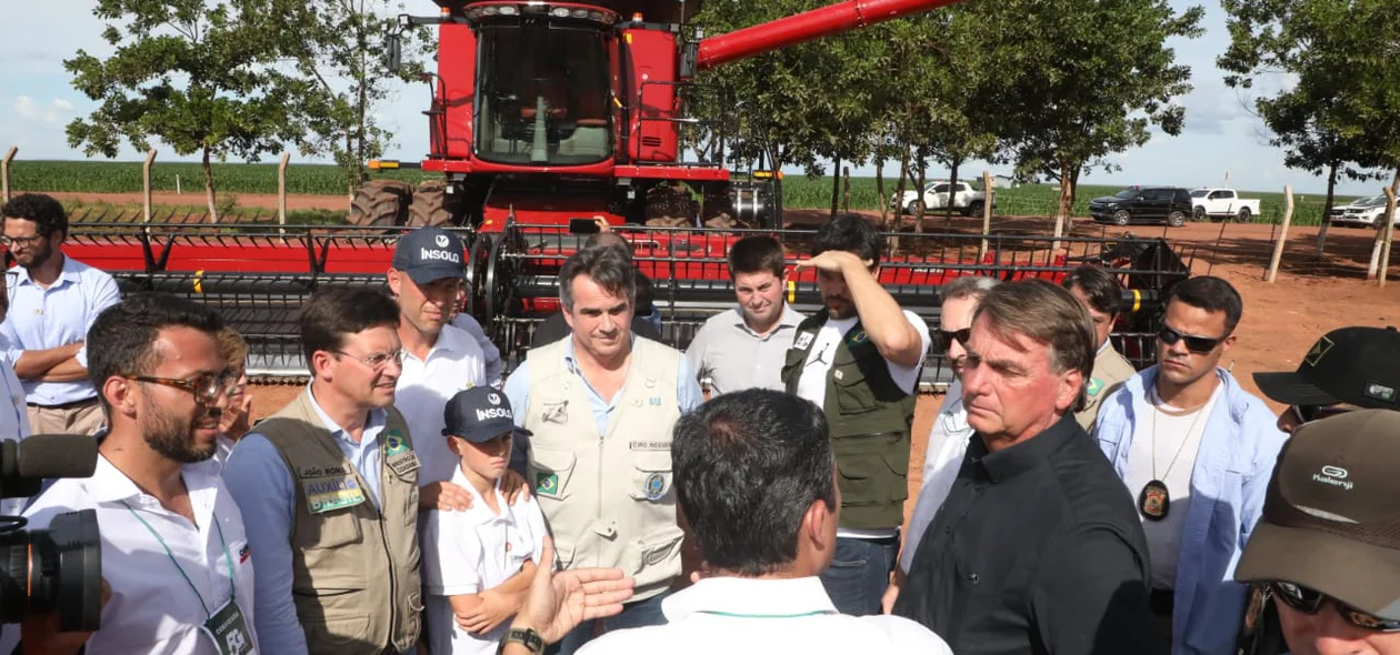 Presidente Jair Bolsonaro e os ministros no Piauí