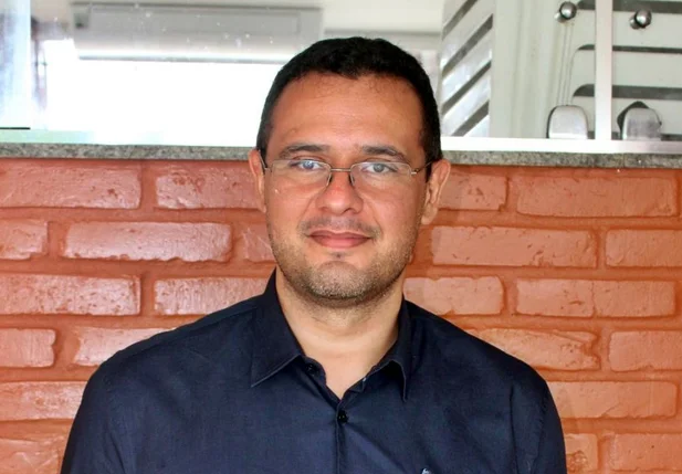 Promotor Mário Alexandre Costa Normando