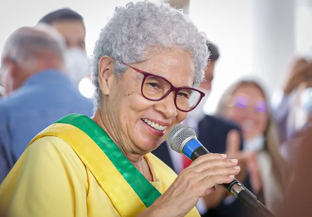 Regina Sousa