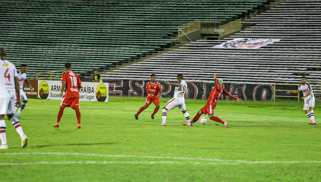 River e 4 de Julho faziam duelo pela garantia de posições no G-4