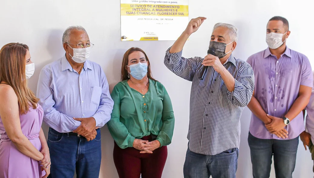 Robert Rios na inauguração do serviço Florescer no Promorar
