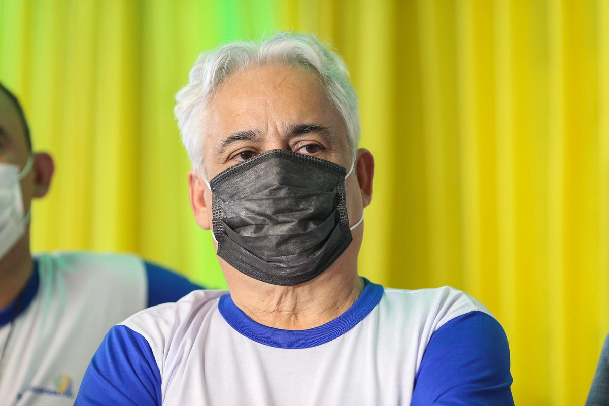 Robert Rios