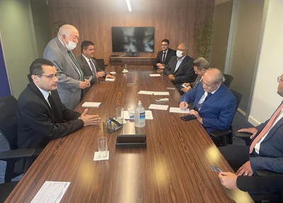 Sílvio Mendes assina ficha de filiação ao União Brasil em Brasília