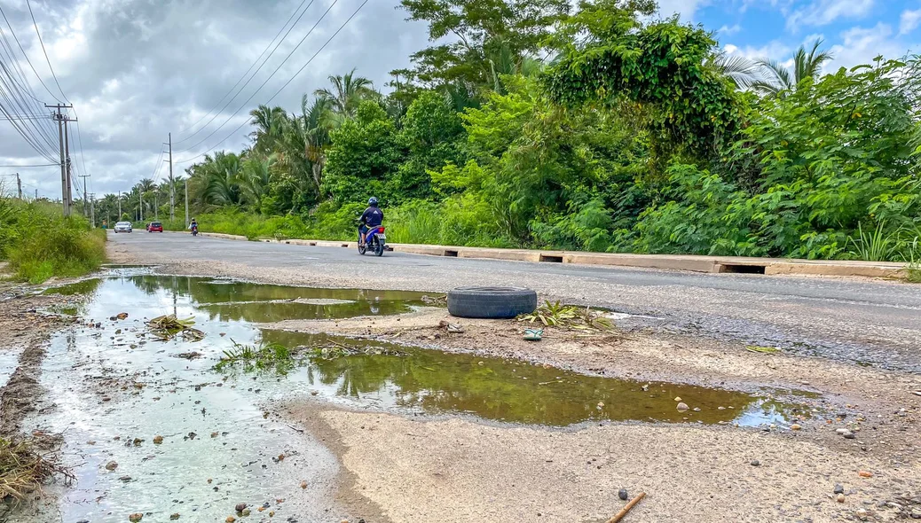 Trecho crítico na Avenida Josué Moura Santos