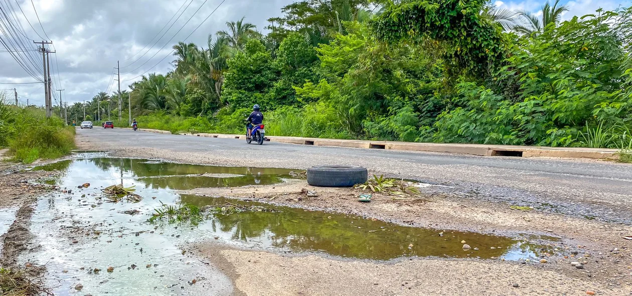 Trecho crítico na Avenida Josué Moura Santos
