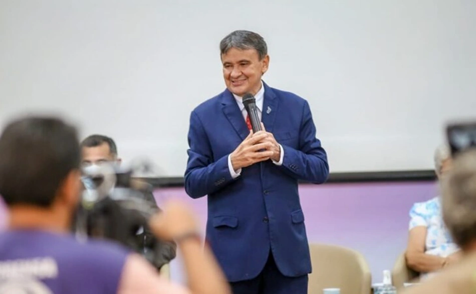 Wellington Dias na abertura do seminário Conexão Recife-Medellín-Teresina