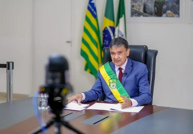 Wellington entrega medalha do Mérito Renascença a 80 personalidades