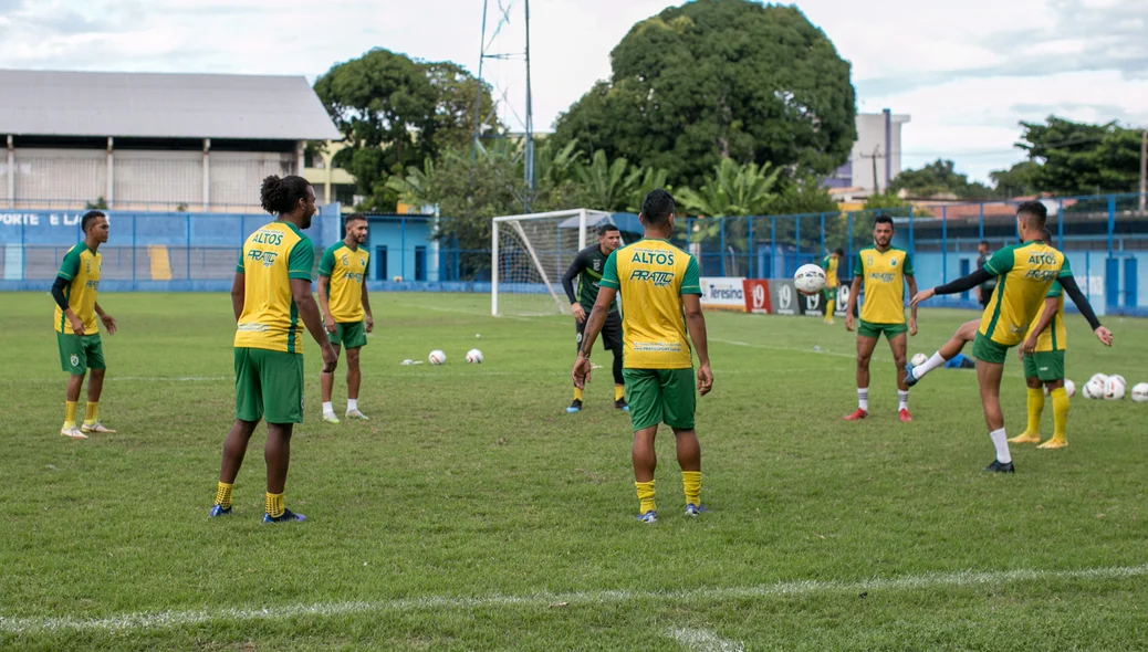 1º treino antes do jogo contra o Flamengo