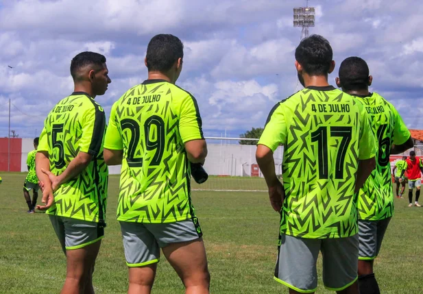 4 de Julho em preparação contra o Tuna Luso pela Série D
