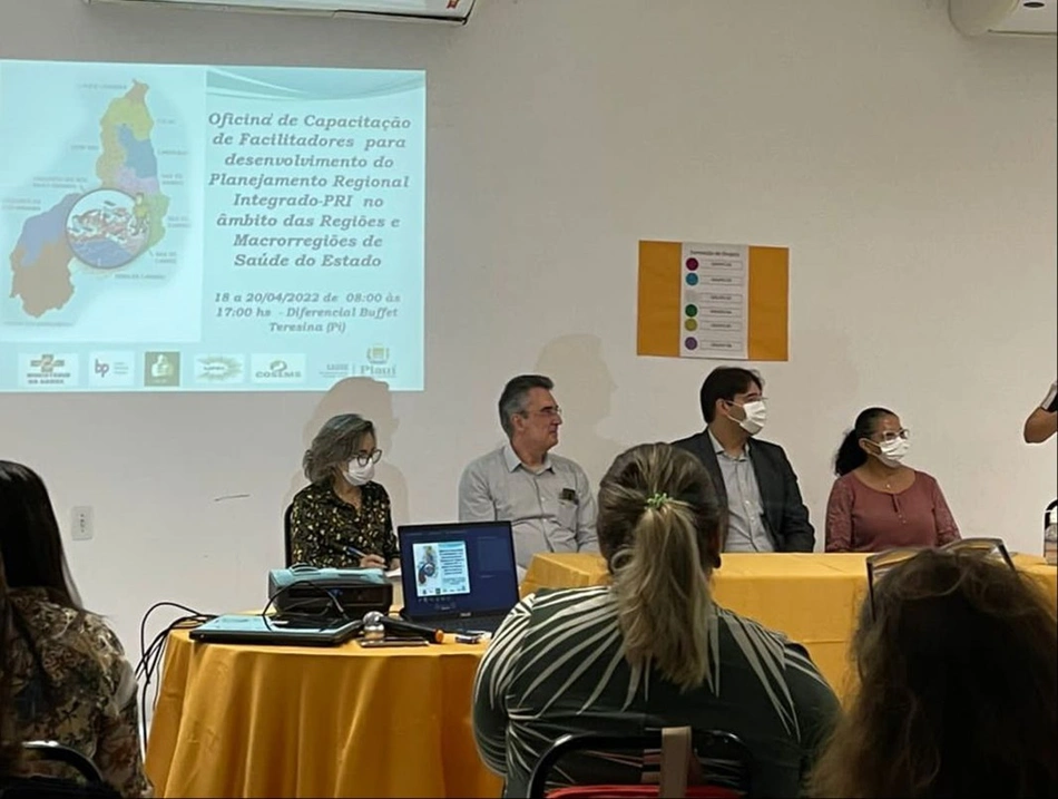 A oficina ocorreu nesta segunda-feira (18)