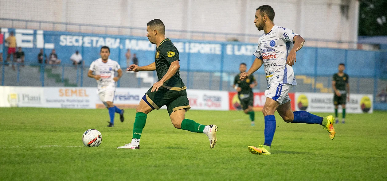 Altos vence e não se classifica