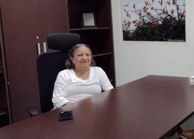 Amparo Esmério
