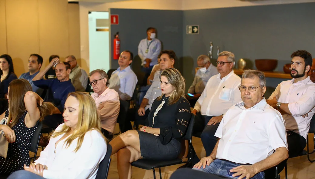 As reuniões devem ouvir os pré-candidatos
