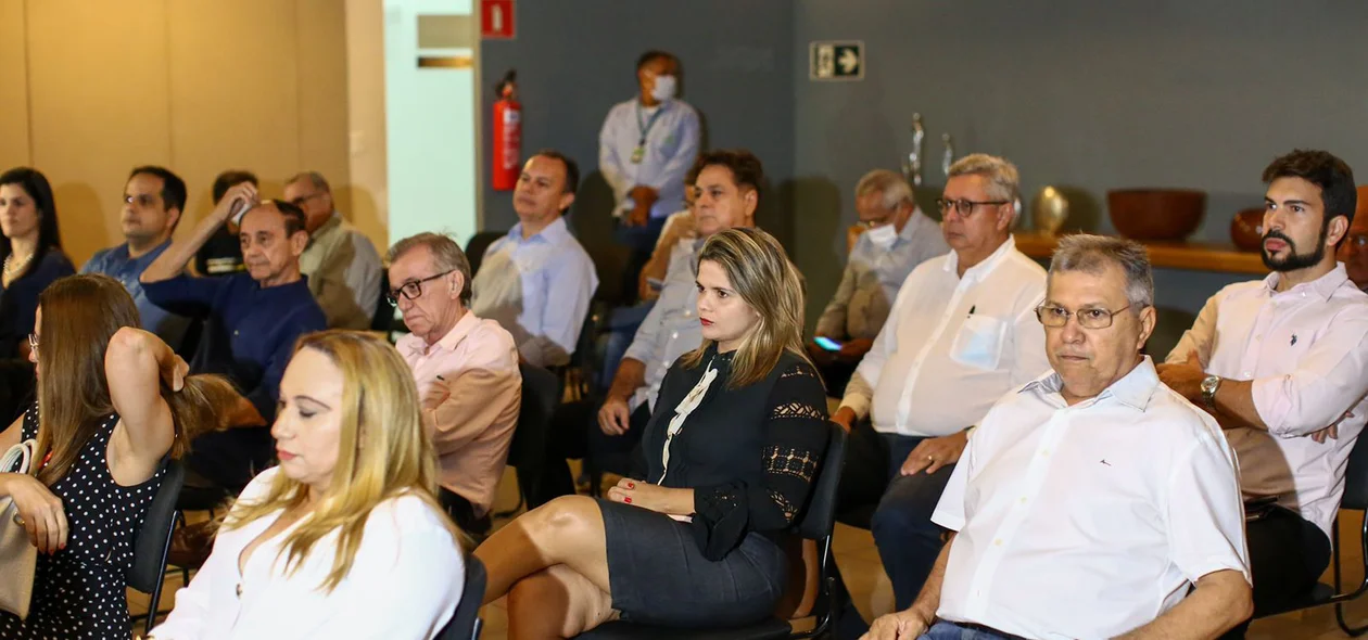 As reuniões devem ouvir os pré-candidatos
