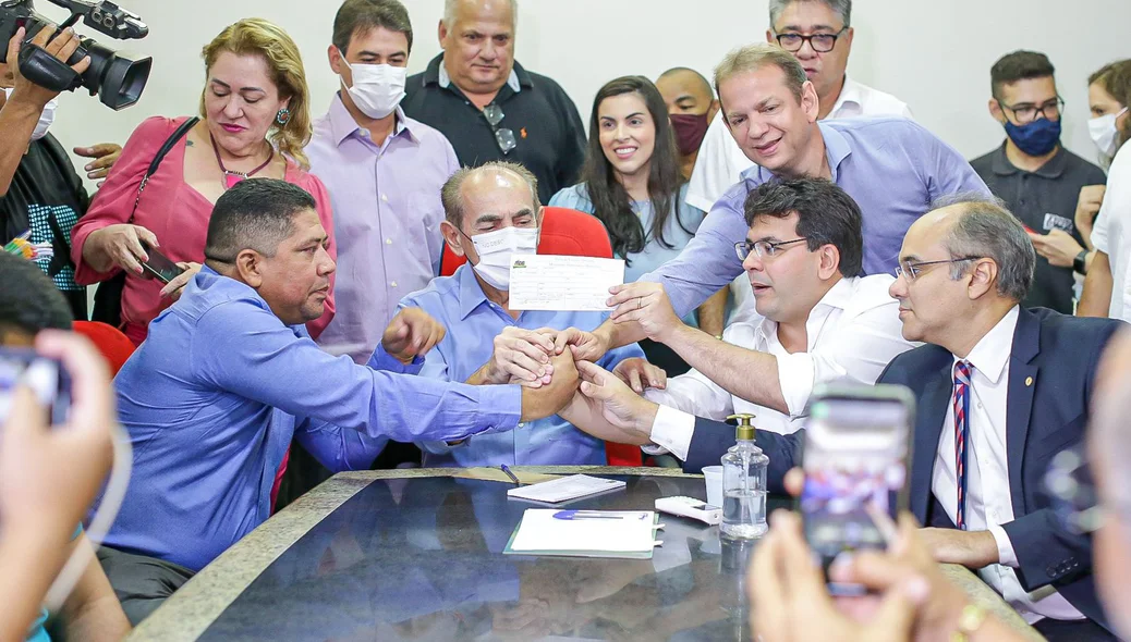 Autoridades presentes na filiação