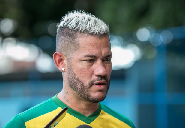 Betinho atacante do Altos