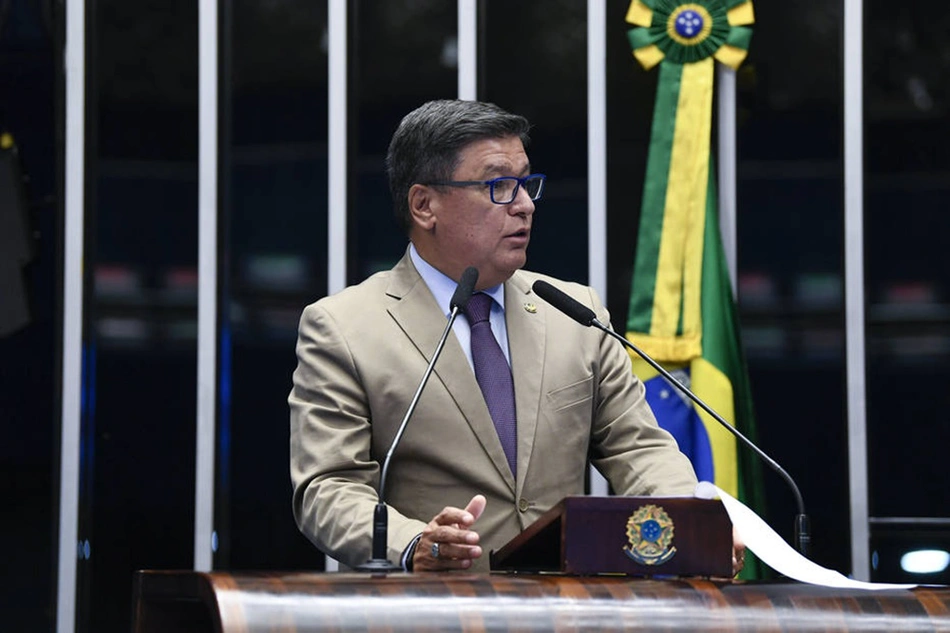 Carlos Viana