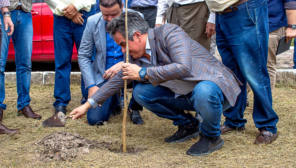 Ciro Nogueira, Ministro da Casa Civil também realizou o platio de mudas