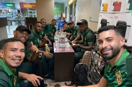 Equipe do ALtos no embarque para Florianópolis