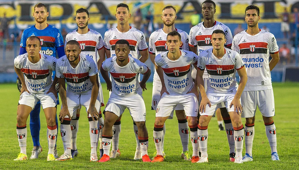 Equipe inicial do Botafogo-SP na estreia da Série C do Campeonato Brasileiro em 2022