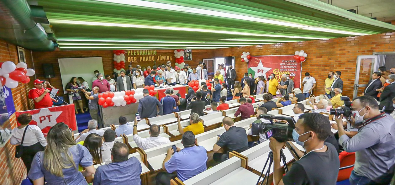 Evento aconteceu no plenarinho da Alepi