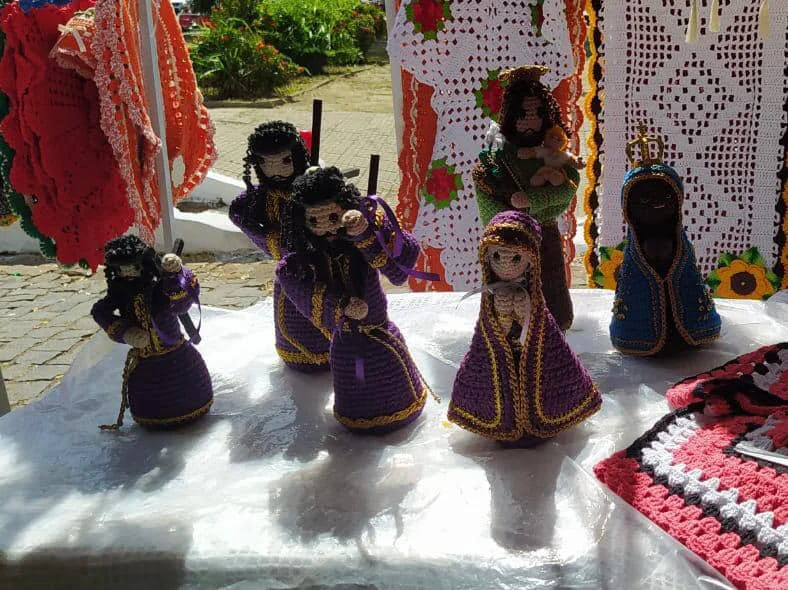 Evento ocorreu na Praça Costa Alvarenga e foi uma vitrine para o artesanato oeirense