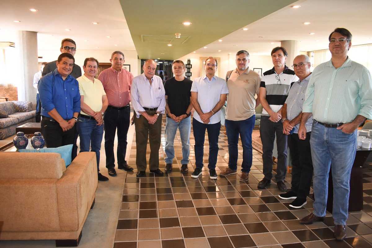 FIEPI realiza reunião técnica com empresários
