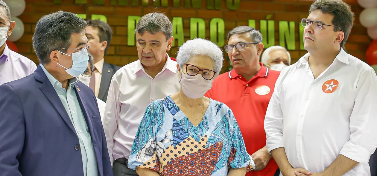Governadora Regina Sousa esteve no evento de filiação