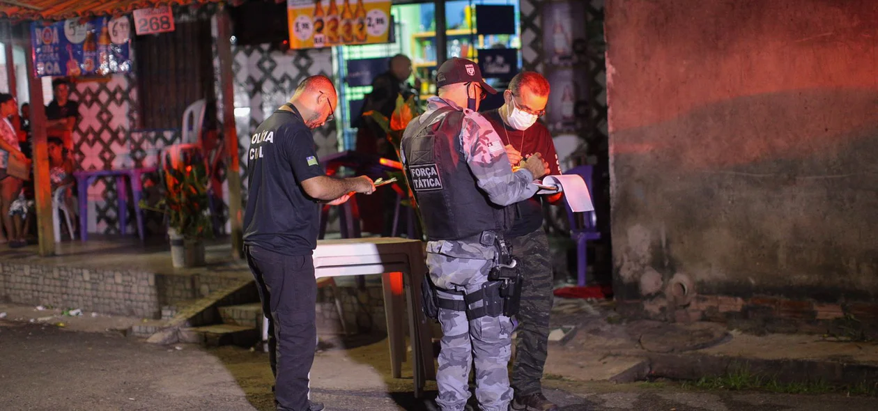 Inicialmente, a PM isolou a área