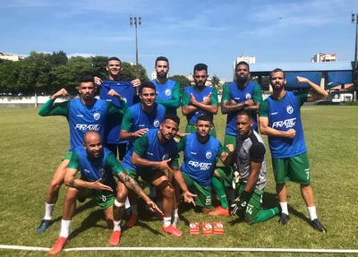 Jacaré encerrou a preparação com um rachão