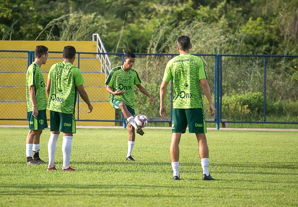 Jogadores do Fluminense-PI