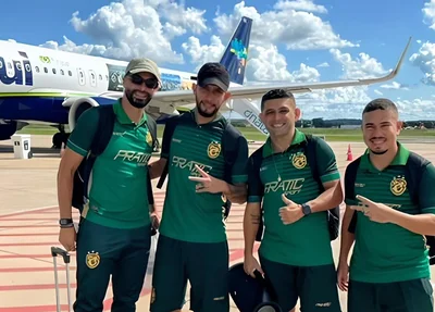 Jogadores embarcando para o Rio de Janeiro