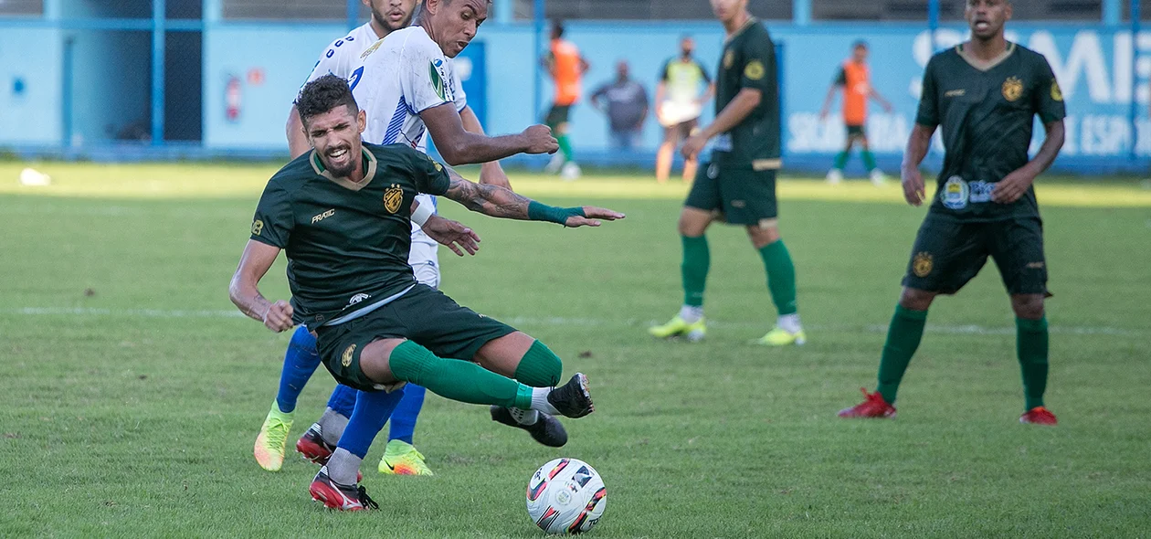 Jogo bastante disputado