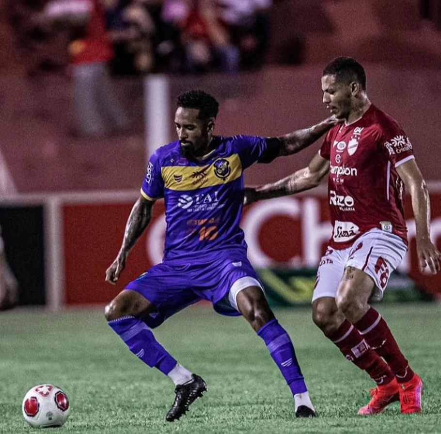 Lídio Bahia, novo volante do Altos para a Série C do Campeonato Brasileiro