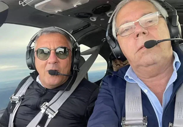 Mário Pinho (à esquerda), Antonio Carlos (à direita) e Gian Carlos (ao fundo) ocupavam aeronave que está desaparecida