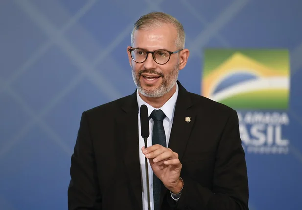 Ministro Victor Godoy