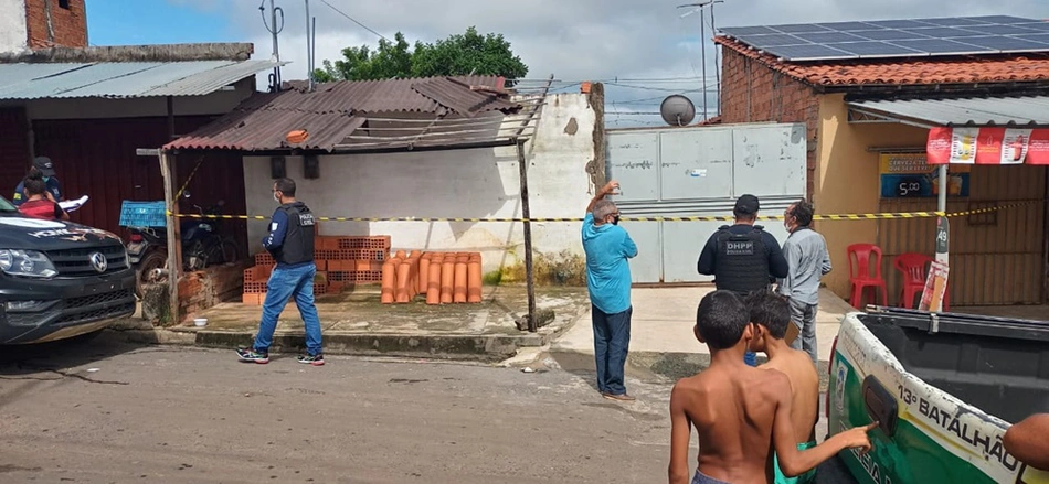 O fato aconteceu na manhã deste domingo no bairro Jacinta Andrade