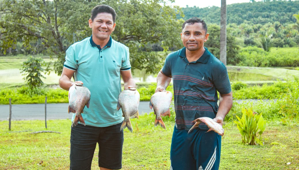 O prefeito Veim da Fetraf entregou mais de 10 toneladas de alimentos